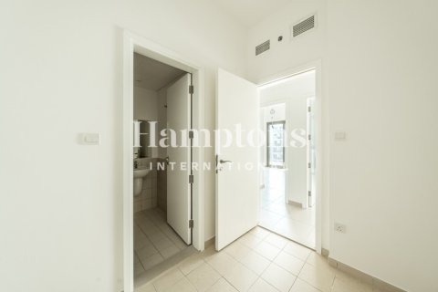 Снять в аренду квартиру в Town Square, Дубай: 3 спальни, 124.58292300м², № 96116 - фото 22