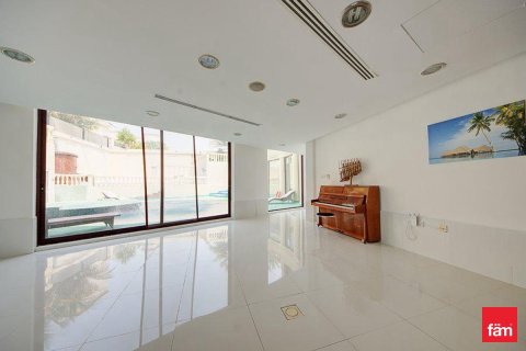Villa en Dubai, 8 dormitorios, 1723.6 m², № 93464 - foto 20