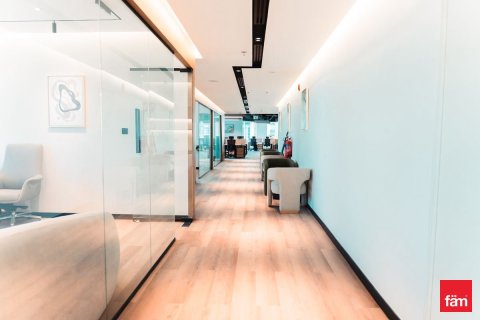 Oficina en Dubai, 368.5 m², № 93478 - foto 15