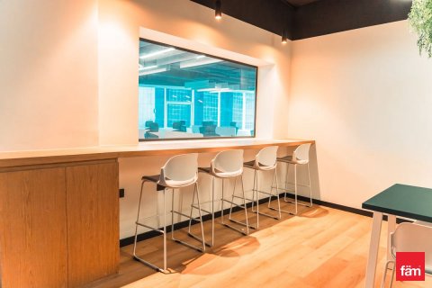 Oficina en Dubai, 368.5 m², № 93478 - foto 12