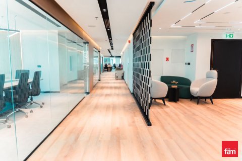 Oficina en Dubai, 368.5 m², № 93478 - foto 6