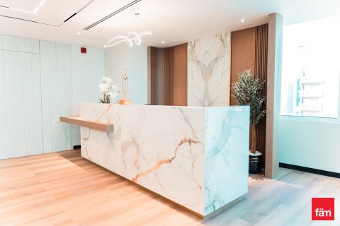 Oficina en Dubai, 368.5 m², № 93478 - foto 2