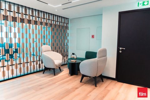 Oficina en Dubai, 368.5 m², № 93478 - foto 10