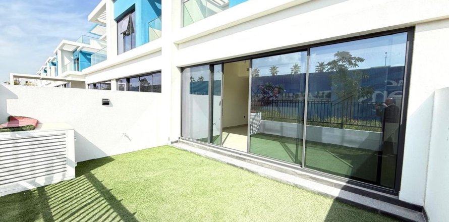 تاون هاوس في دبي 4 غرف نوم, 144 م² رقم 93463