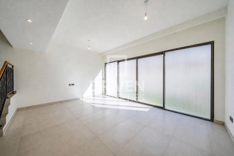 Townhouse in Damac Lagoons, Dubai 3 bedrooms, 144 sq.m. № 143197 - photo 7
