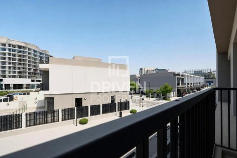 Villa in Liwan, Dubai Land, Dubai 5 bedrooms, 352.85 sq.m. № 143196 - photo 20