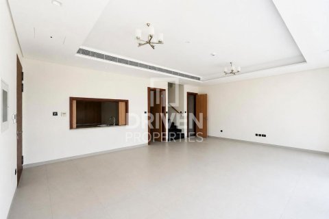Villa in Liwan, Dubai Land, Dubai 5 bedrooms, 352.85 sq.m. № 143196 - photo 4