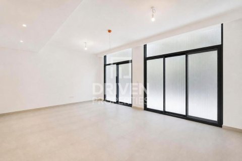Townhouse in Mudon, Dubai 3 bedrooms, 167.97 sq.m. № 143182
