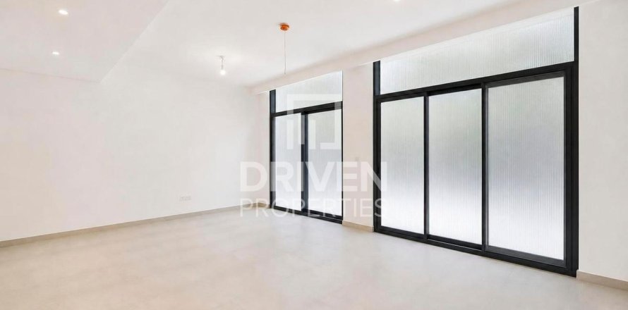 Townhouse in Mudon, Dubai 3 bedrooms, 167.97 sq.m. № 143182