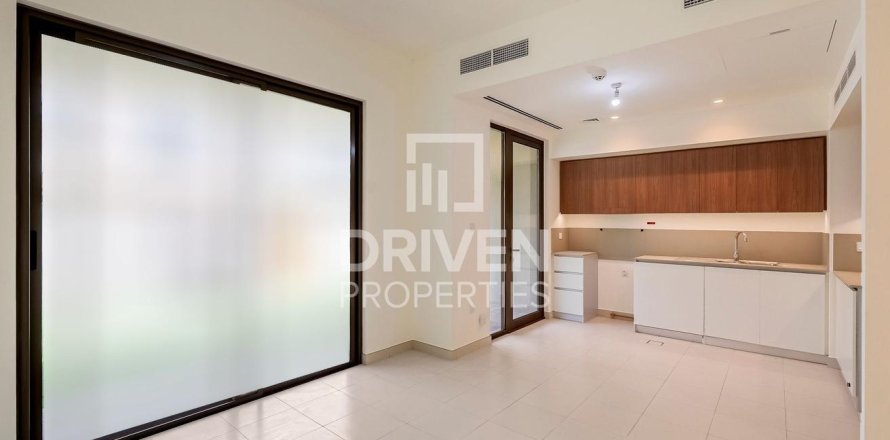 Villa in EMAAR South, Dubai South (Dubai World Central), Dubai 3 bedrooms, 146.51 sq.m. № 143195