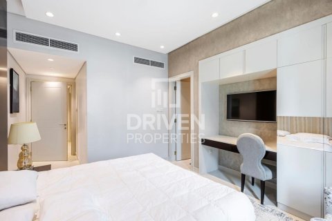 Apartamento en Downtown Dubai (Downtown Burj Dubai), Dubai, 3 dormitorios, 160.44 m², № 126402 - foto 16