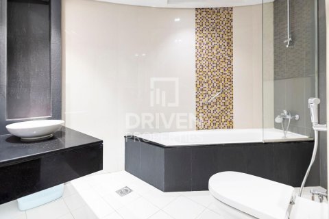 Apartamento en Downtown Dubai (Downtown Burj Dubai), Dubai, 3 dormitorios, 160.44 m², № 126402 - foto 20