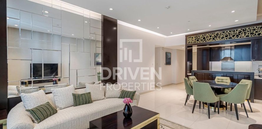 Apartamento en Downtown Dubai (Downtown Burj Dubai), Dubai, 3 dormitorios, 159.98 m², № 126401