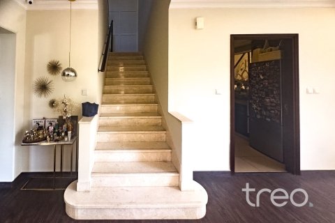 Townhouse in Reem, Dubai 4 bedrooms, 369.48 sq.m. № 119873 - photo 2
