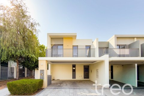 Снять в аренду таунхаус в Elan, Tilal Al Ghaf, Дубай: 4 спальни, 218.69м², № 119876 - фото 4