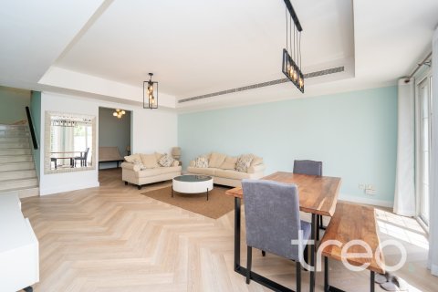 Villa in The Springs, Dubai 3 bedrooms, 228.08 sq.m. № 119875 - photo 5