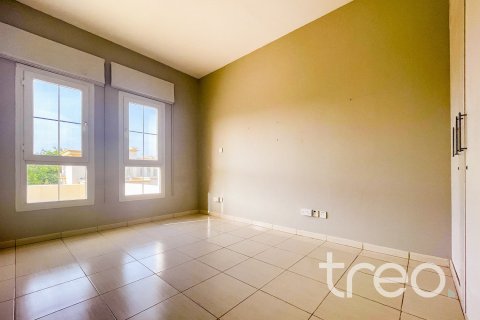 Villa in The Springs, Dubai 3 bedrooms, 228.08 sq.m. № 119875 - photo 15