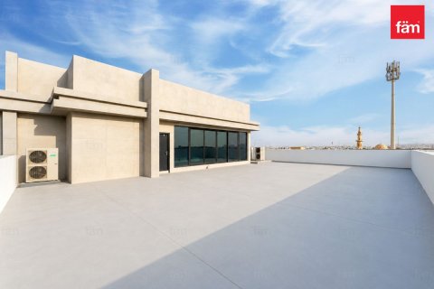 Villa in Dubai 6 bedrooms, 1042.7 sq.m. № 133348 - photo 12