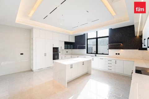 Villa in Dubai 6 bedrooms, 1042.7 sq.m. № 133348 - photo 9