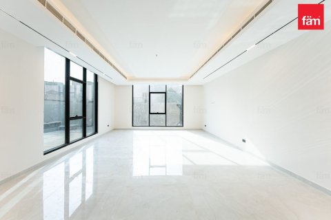 Villa in Dubai 6 bedrooms, 1042.7 sq.m. № 133348 - photo 18
