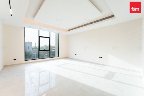Villa in Dubai 6 bedrooms, 1042.7 sq.m. № 133348 - photo 3