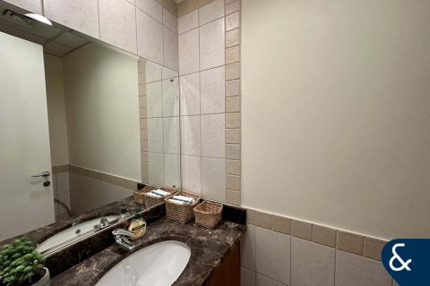 Купить виллу в Springs 4, The Springs, Дубай: 3 спальни, 282м², № 75203 - фото 13