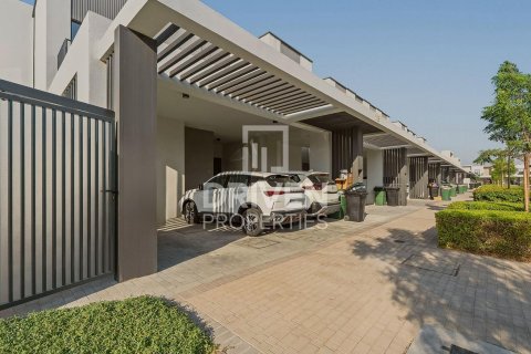 Villa in EMAAR South, Dubai South (Dubai World Central), Dubai 4 bedrooms, 311.13 sq.m. № 125221 - photo 20