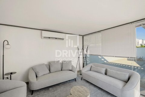 Villa in EMAAR South, Dubai South (Dubai World Central), Dubai 4 bedrooms, 311.13 sq.m. № 125221 - photo 10