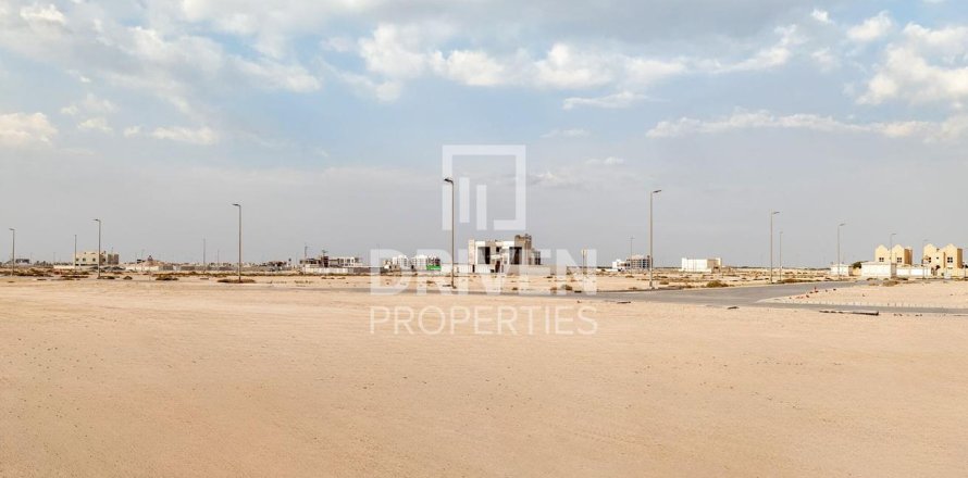 Land in Jebel Ali, Dubai 914.44 sq.m. № 125219