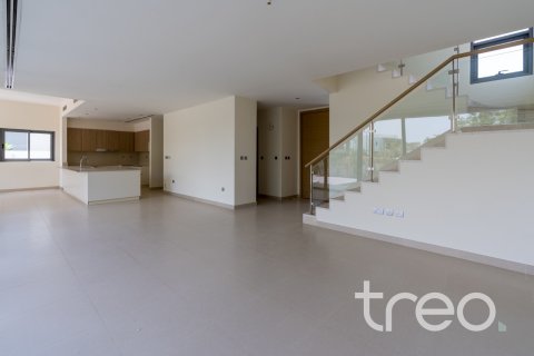 Villa in Dubai Hills Estate, Dubai 5 bedrooms, 397.9 sq.m. № 119691 - photo 5