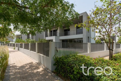 Villa in Dubai Hills Estate, Dubai 5 bedrooms, 397.9 sq.m. № 119691