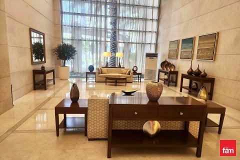 Apartment in Downtown Dubai (Downtown Burj Dubai), Dubai 1 bedroom, 76.8 sq.m. № 97561 - photo 2