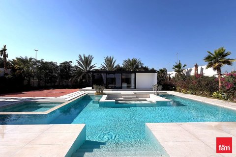 Villa en Dubai, 4 dormitorios, 1222.3 m², № 97565 - foto 23