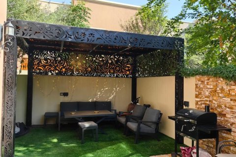 Maison de ville à Dubai, 4 chambres, 229.9 m², № 97554