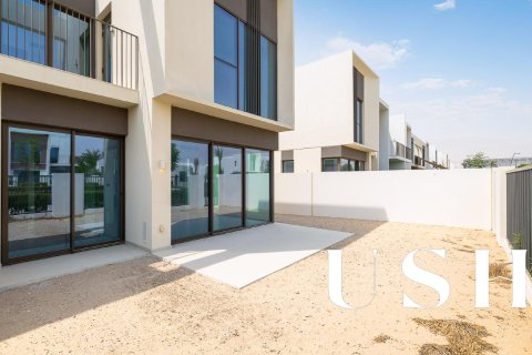Townhouse in The Valley, Dubai 4 bedrooms, 257 sq.m. № 42293 - photo 26