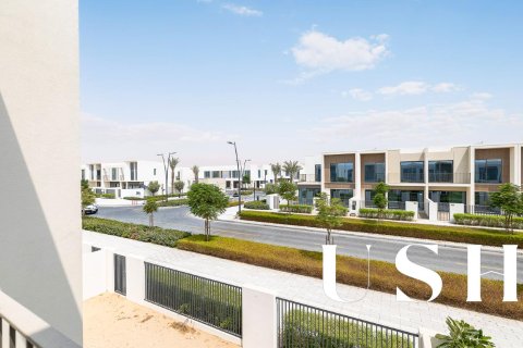 Townhouse in The Valley, Dubai 4 bedrooms, 257 sq.m. № 42293 - photo 4