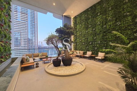 Apartment in Jumeirah Village Circle, Dubai 2 bedrooms, 116 sq.m. № 106876 - photo 14