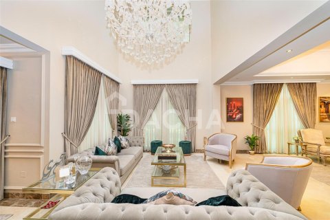 Villa en Dubai, 4 dormitorios, 501.7 m², № 7012 - foto 5