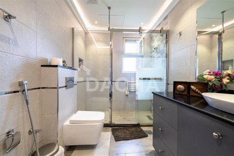 Villa en Dubai, 4 dormitorios, 501.7 m², № 7012 - foto 7