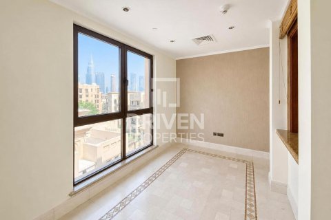 Apartment in Downtown Dubai (Downtown Burj Dubai), Dubai 3 bedrooms, 182.74 sq.m. № 143121 - photo 7