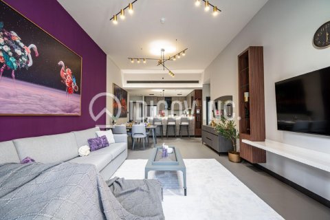 Appartement à Jumeirah Lake Towers, Dubai, 2 chambres, 131 m², № 52481 - photo 2