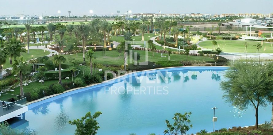 Adosado en DAMAC Hills (Akoya by DAMAC), Dubai, 4 dormitorios, 113 m², № 65030