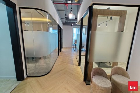 Office in Dubai 72.8 sq.m. № 114158 - photo 3