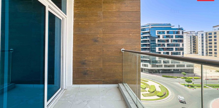 Apartment in Al Satwa, Dubai 1 bedroom, 73.2 sq.m. № 71715