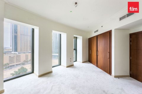 Apartment in Downtown Dubai (Downtown Burj Dubai), Dubai 3 bedrooms, 179.6 sq.m. № 59858 - photo 3
