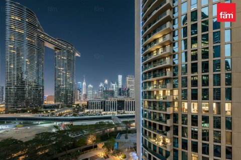 Apartment in Downtown Dubai (Downtown Burj Dubai), Dubai 3 bedrooms, 179.6 sq.m. № 59858 - photo 4