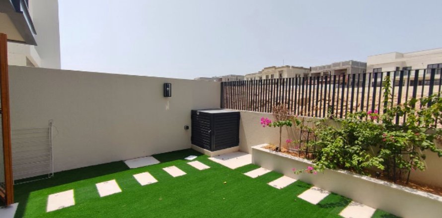 Townhouse in Al Furjan, Dubai 3 bedrooms, 222.5 sq.m. № 59860
