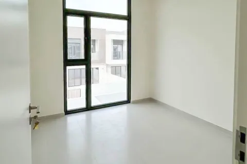 Villa in Dubai South (Dubai World Central), Dubai 3 bedrooms, 144 sq.m. № 115252 - photo 8