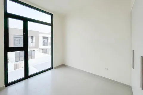 Villa in Dubai South (Dubai World Central), Dubai 3 bedrooms, 144 sq.m. № 115252 - photo 10