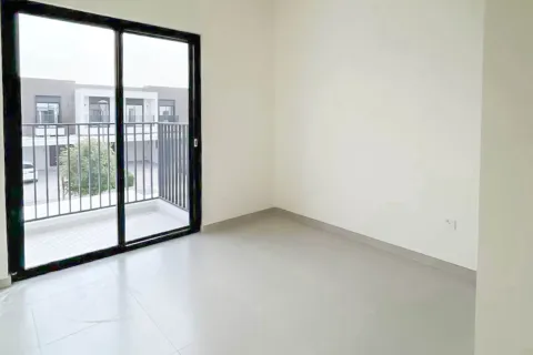Villa in Dubai South (Dubai World Central), Dubai 3 bedrooms, 144 sq.m. № 115252 - photo 16